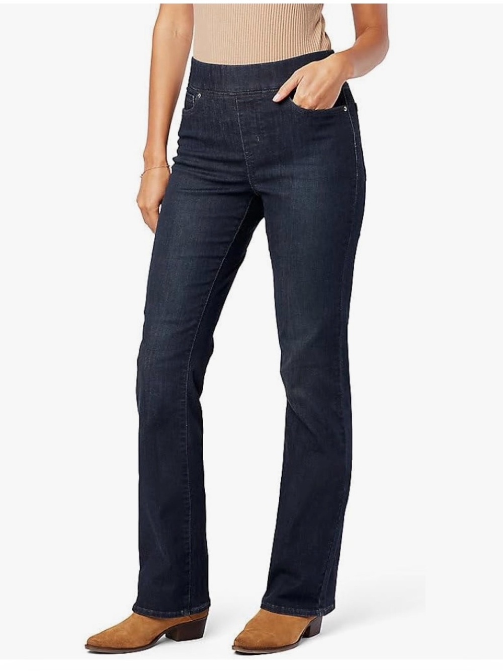Signature by Levi Strauss Women's Dark Wash Boot-Cut Jeans - Navy